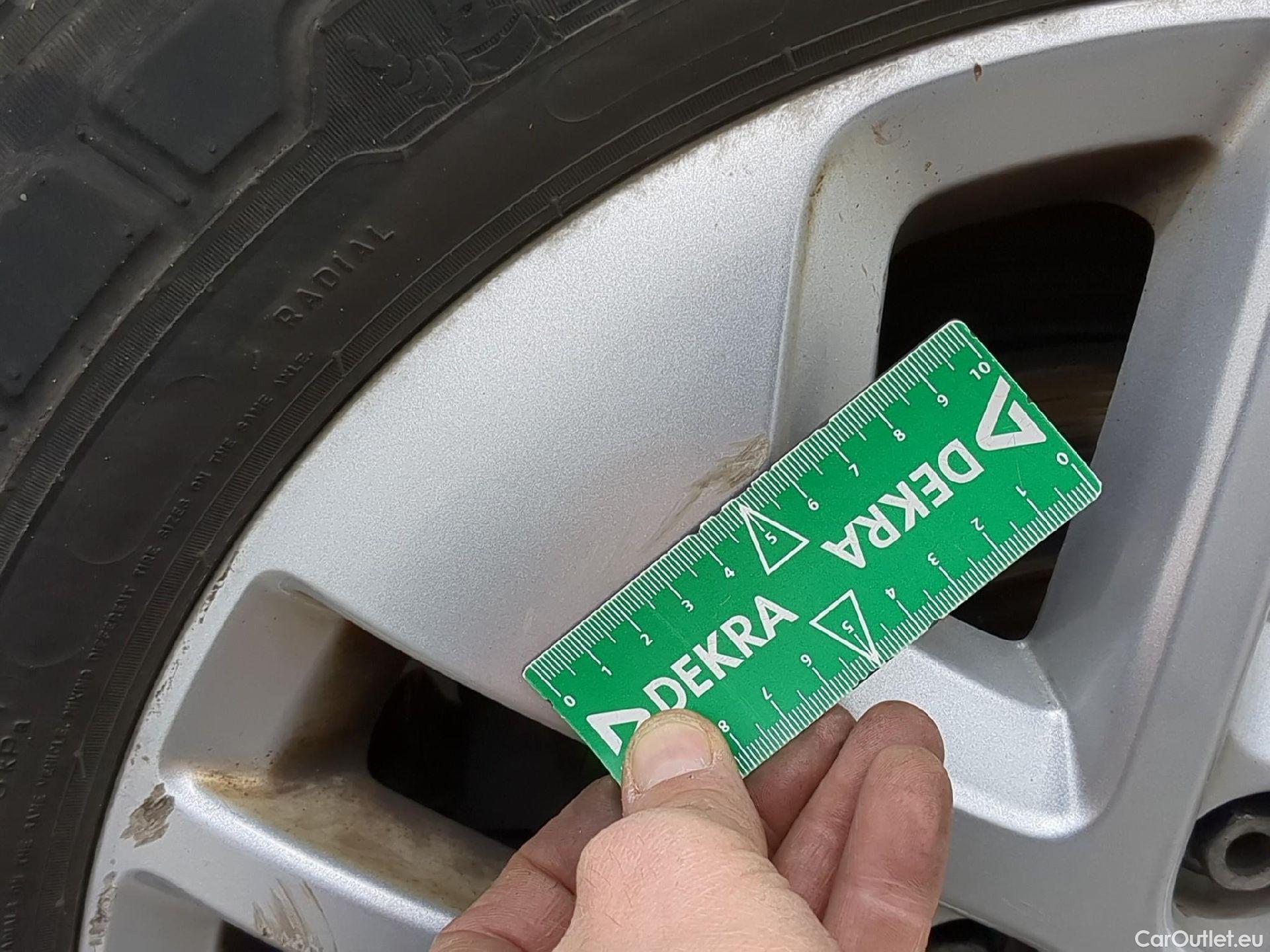  Renault  Trafic  Fourgon L2H1 1300 Confort 1.6 dCi #26