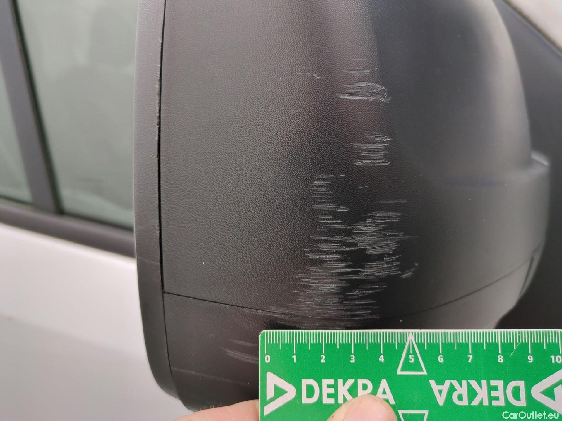  Renault  Trafic  III Fourgon L2H1 1200 Confort 1.6 dCi 120CV BVM6 E6 #103