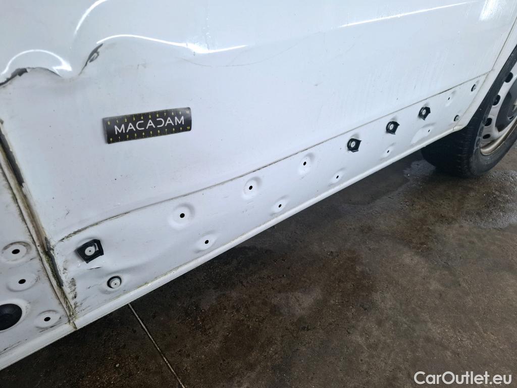  Renault  Trafic  III Fourgon L1H1 1000 Confort 1.6 dCi 95CV BVM6 E6 #32