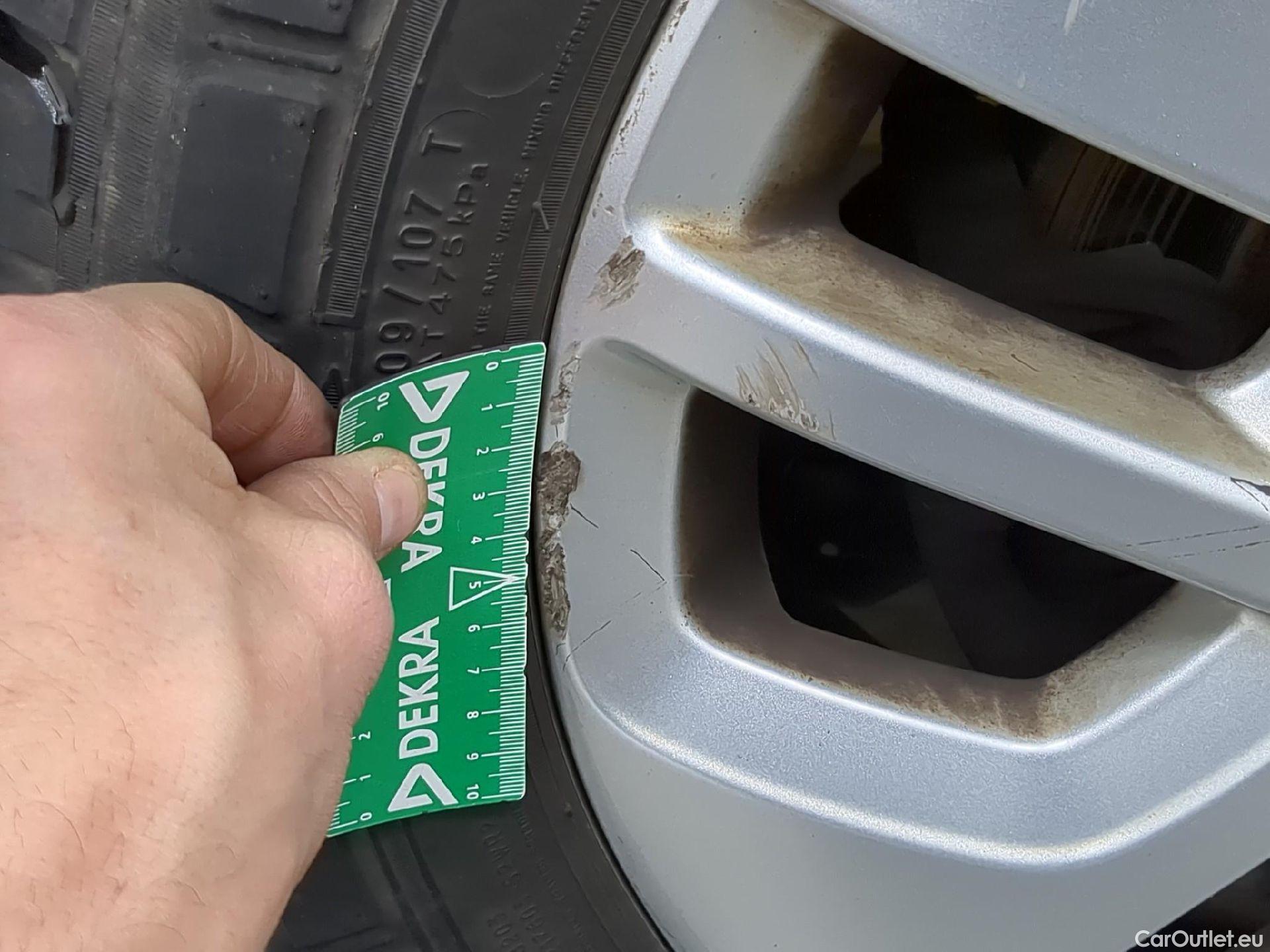  Renault  Trafic  Fourgon L2H1 1300 Confort 1.6 dCi #31