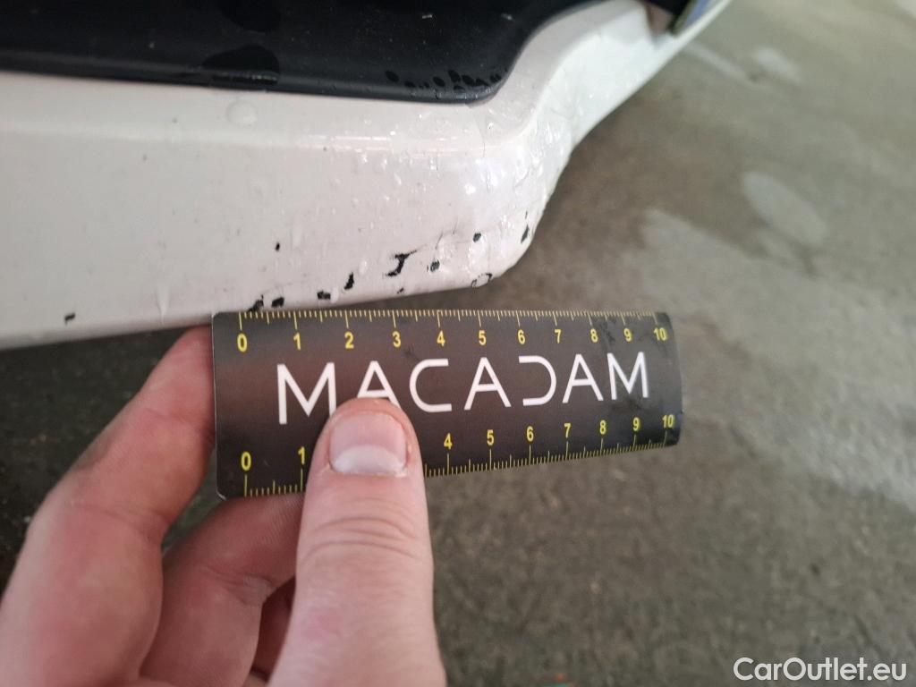  Renault  Megane  IV Berline 5pt. Société Air Nav 1.5 dCi 90CV BVM6 E6 #20