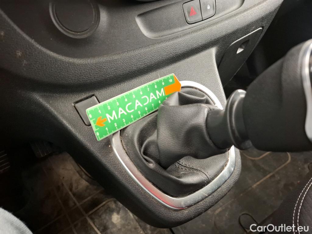  Renault  Trafic  Fourgon L2H1 1300 Confort 1.6 dCi #24