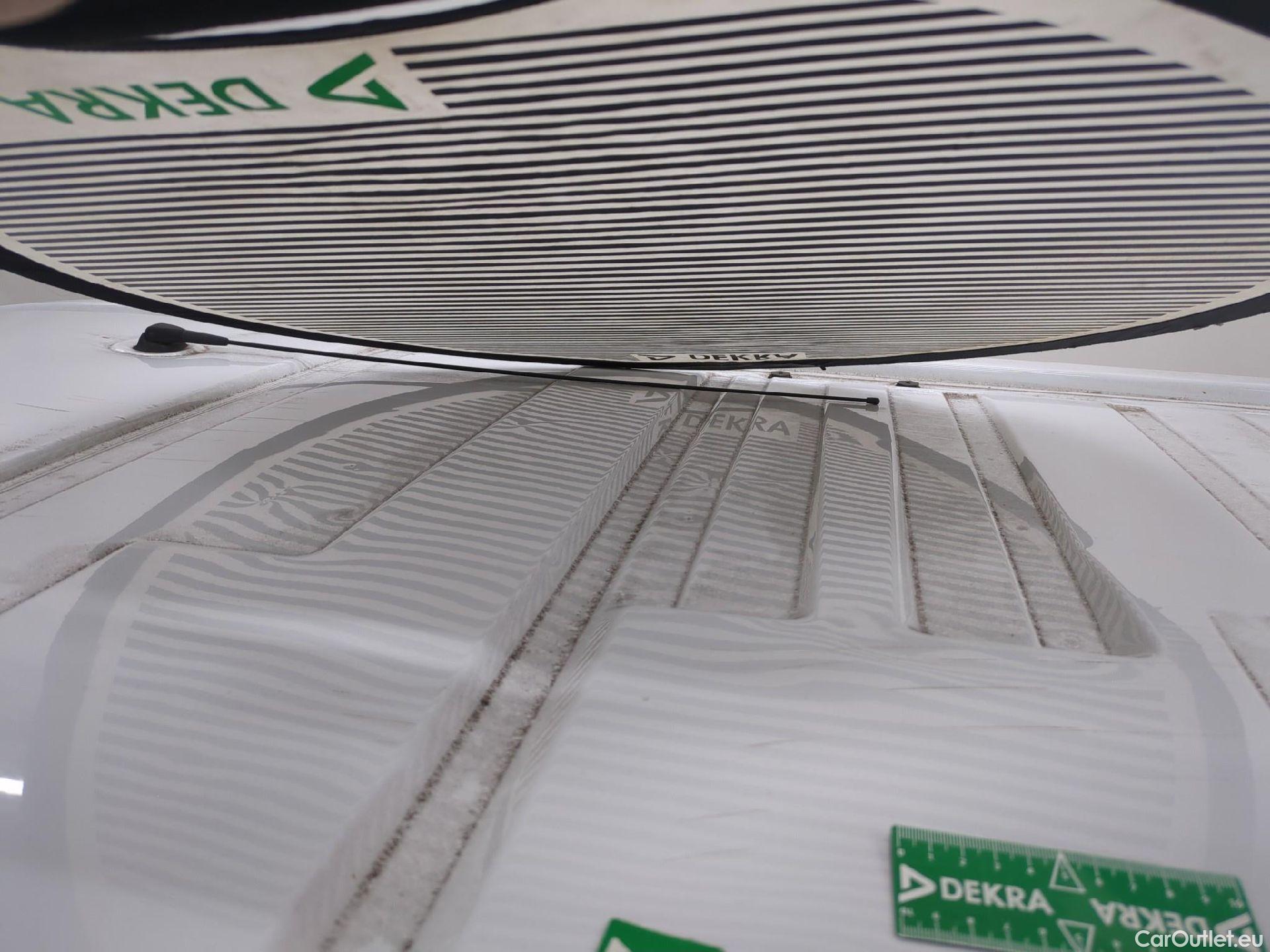  Renault  Trafic  III Fourgon L2H1 1200 Confort 1.6 dCi 120CV BVM6 E6 #60