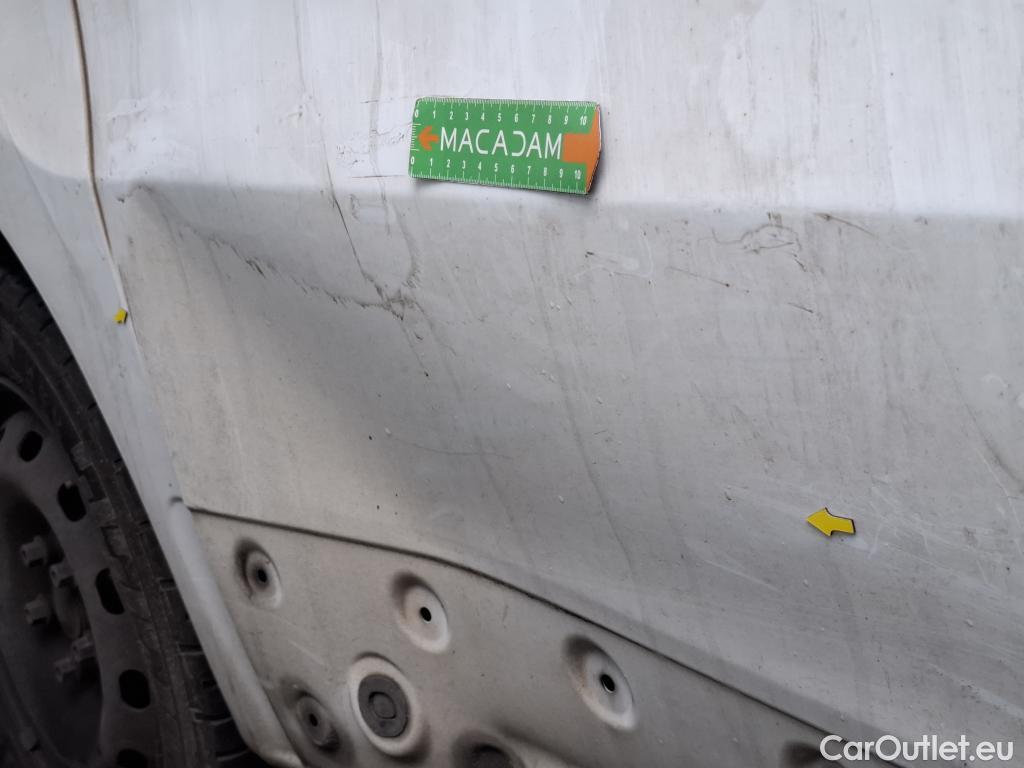  Renault  Trafic RENAULT  / 2019 / 4P / Fourgon tole FG GCF L1H1 1000 dCi 120 #15