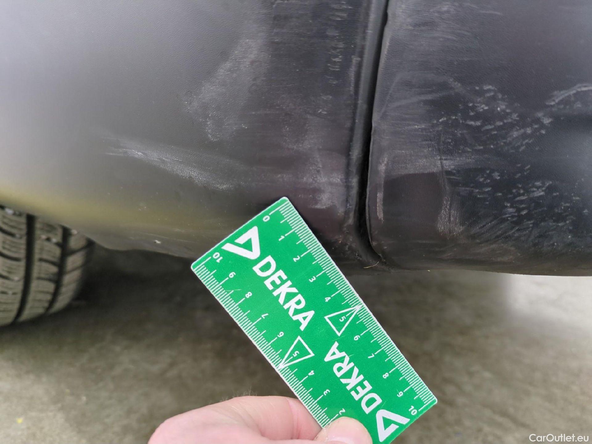  Renault  Trafic  III Fourgon L2H1 1200 Confort 1.6 dCi 120CV BVM6 E6 #86