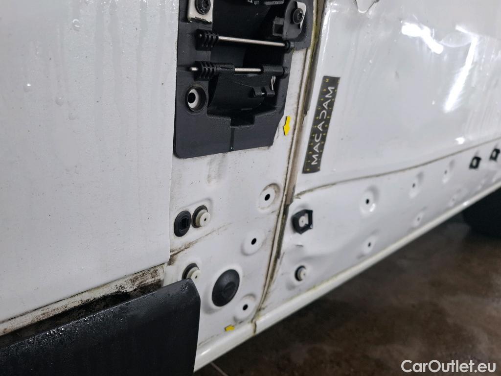  Renault  Trafic  III Fourgon L1H1 1000 Confort 1.6 dCi 95CV BVM6 E6 #25