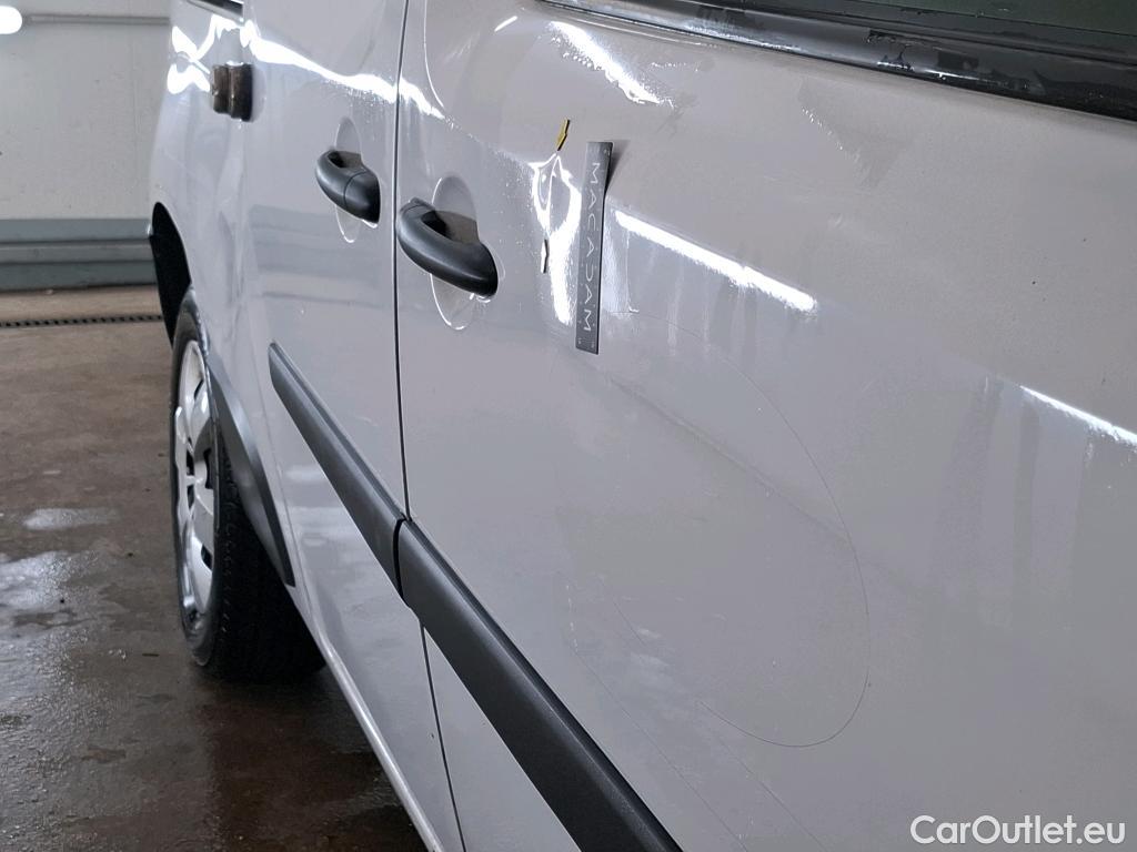  Renault  Kangoo  Express Maxi Extra (Série Spéciale) 1.5 dCi 90CV BVM5 E6 #66