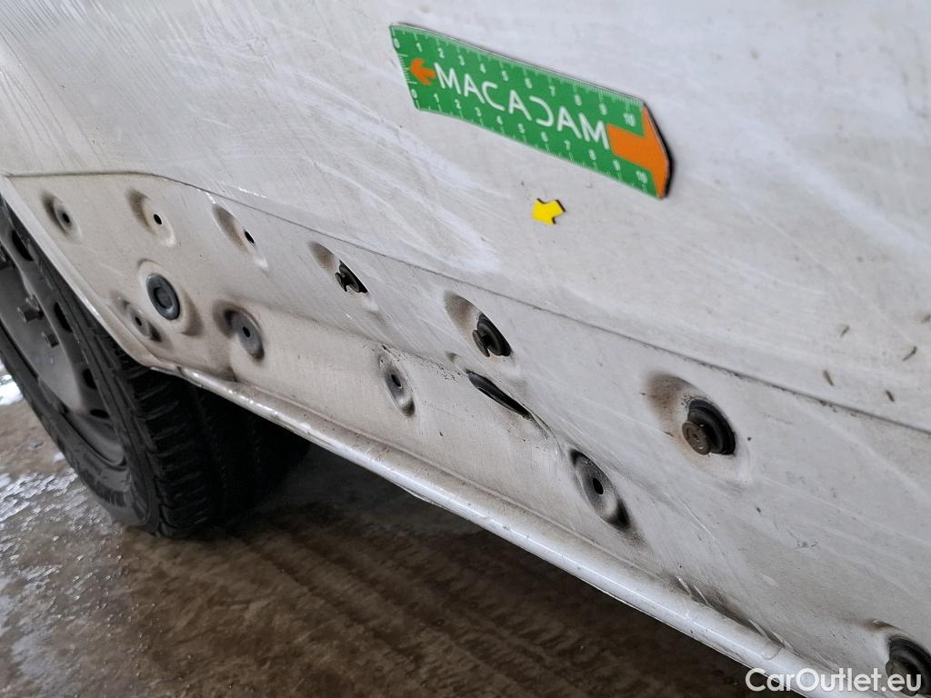  Renault  Trafic RENAULT  / 2019 / 4P / Fourgon tole FG GCF L1H1 1000 dCi 120 #6