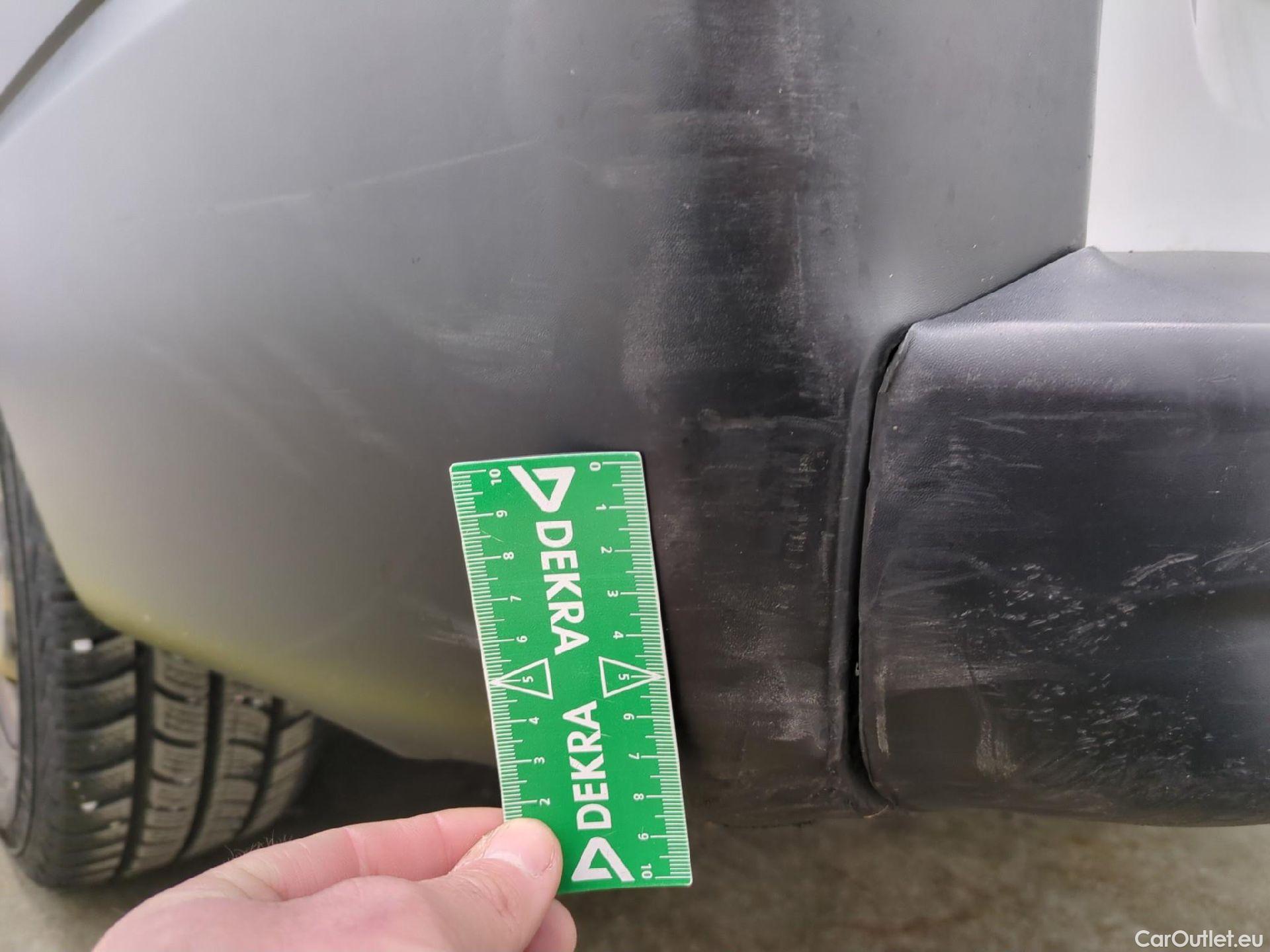  Renault  Trafic  III Fourgon L2H1 1200 Confort 1.6 dCi 120CV BVM6 E6 #87