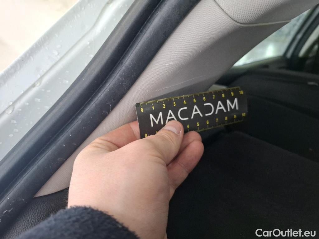  Renault  Megane  IV Berline 5pt. Société Air Nav 1.5 dCi 90CV BVM6 E6 #34