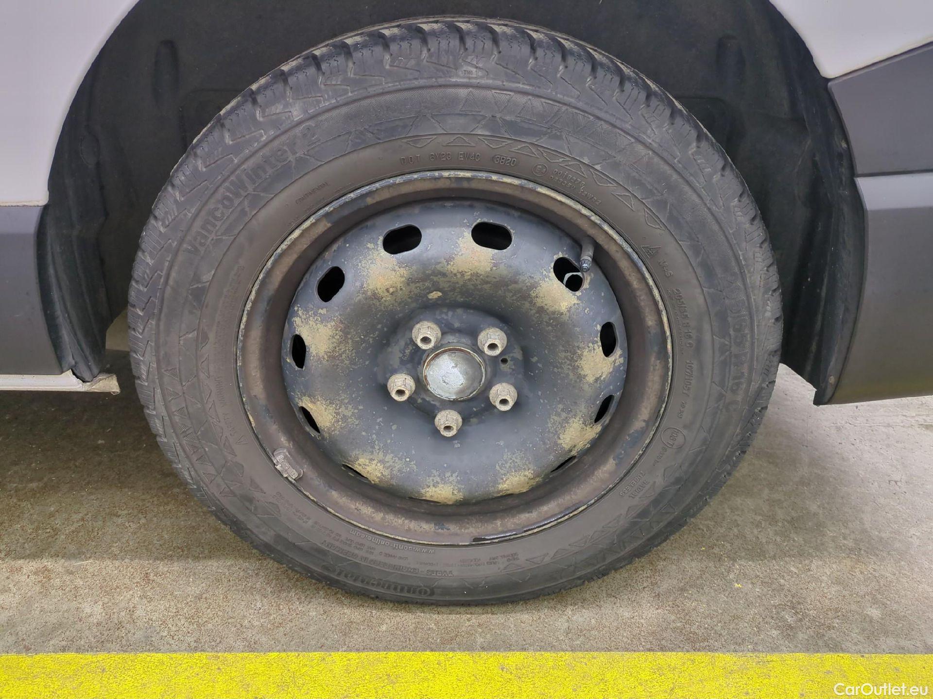  Renault  Trafic  III Fourgon L2H1 1200 Confort 1.6 dCi 120CV BVM6 E6 #17