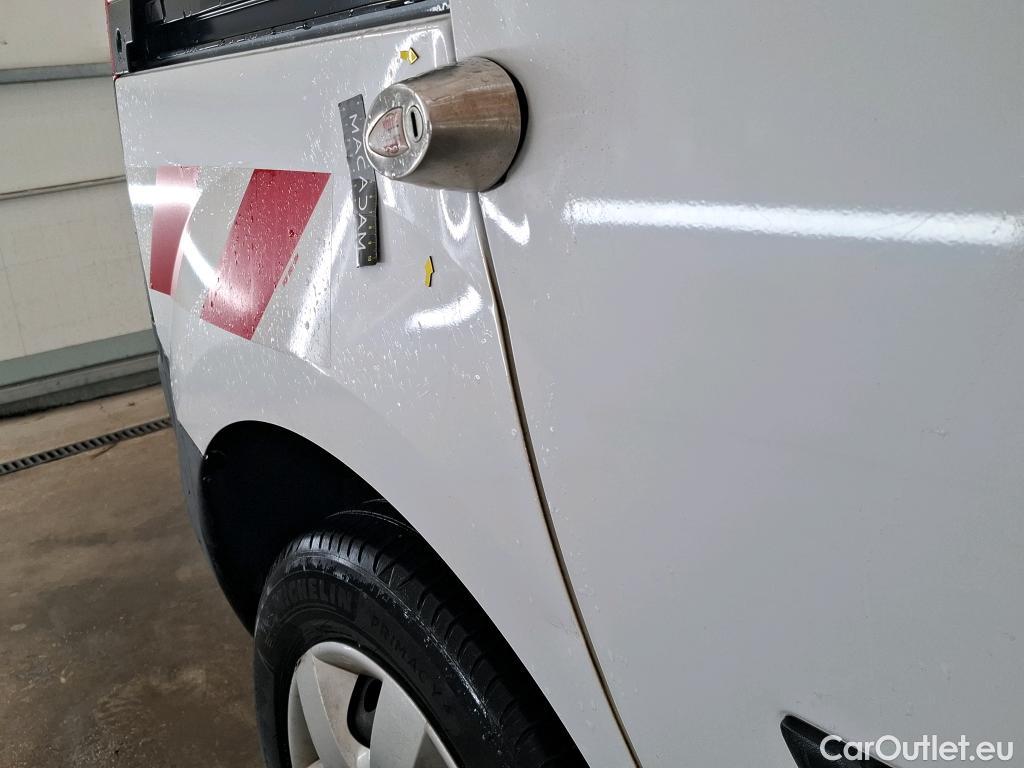  Renault  Kangoo  Express Extra (Série Spéciale) 1.5 #16