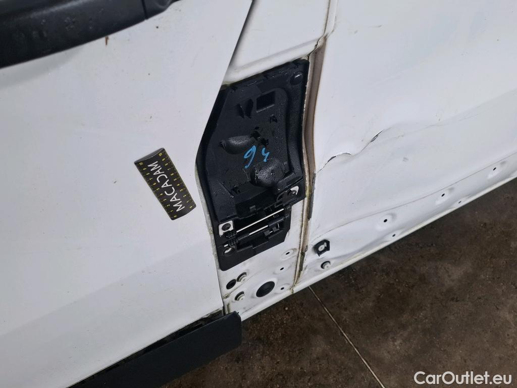  Renault  Trafic  III Fourgon L1H1 1000 Confort 1.6 dCi 95CV BVM6 E6 #35