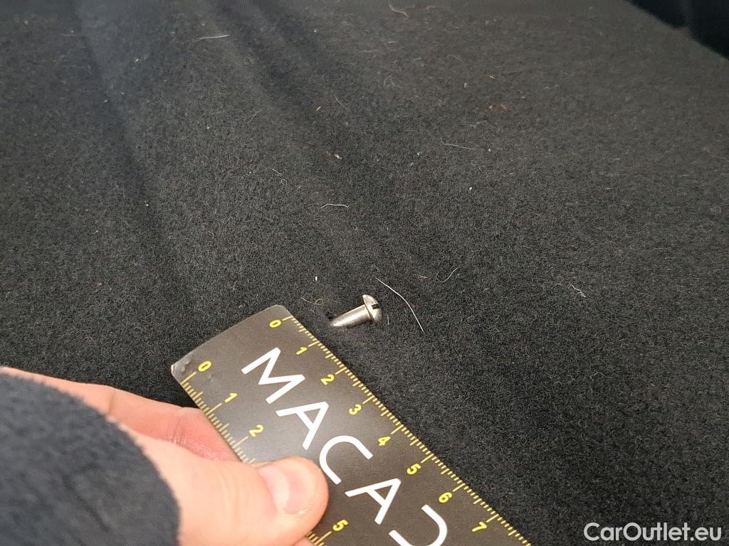  Renault  Megane  IV Berline 5pt. Société Air Nav 1.5 dCi 90CV BVM6 E6 #44