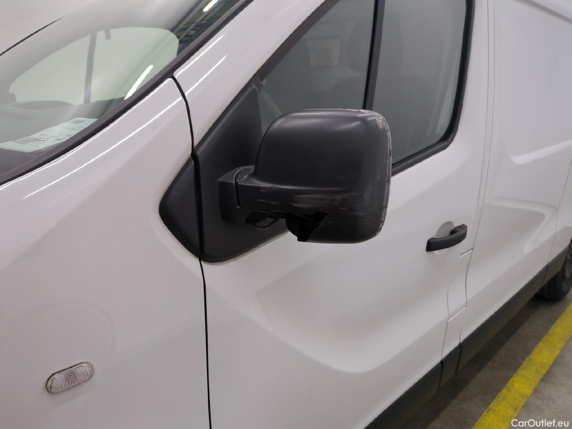  Renault  Trafic  III Fourgon L2H1 1200 Confort 1.6 dCi 120CV BVM6 E6 #44