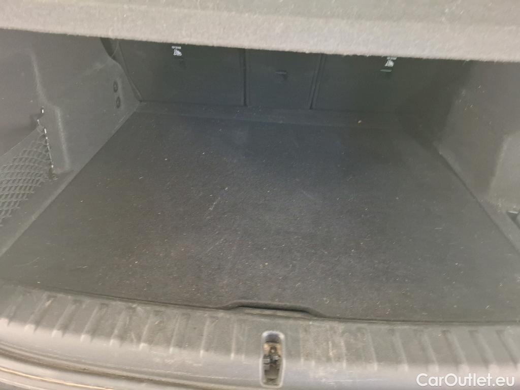  Bmw  X1 BMW  / 2022 / 5P / SUV sDrive18i Business Design DKG7 #8