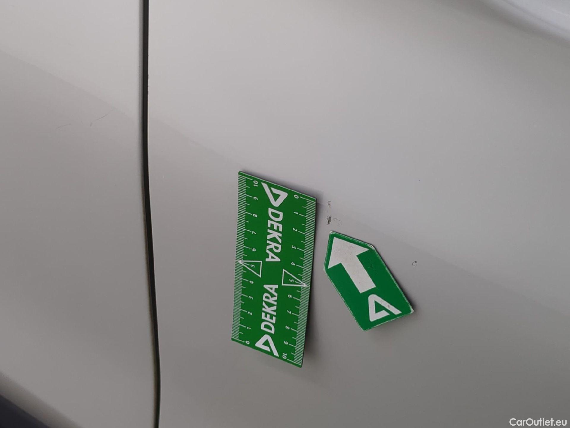  Bmw  X1 Série  sDrive16d Lounge 1.5 115CV BVA7 E6d #13