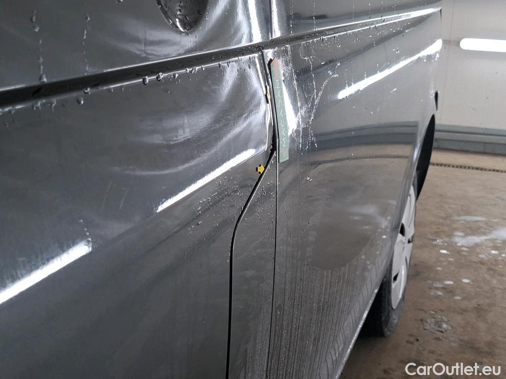  Volkswagen  Transporter VOLKSWAGEN  / 2019 / 4P / Fourgon tôlé 2.0 TDi 150 DSG7 L1H1 Business Line #10