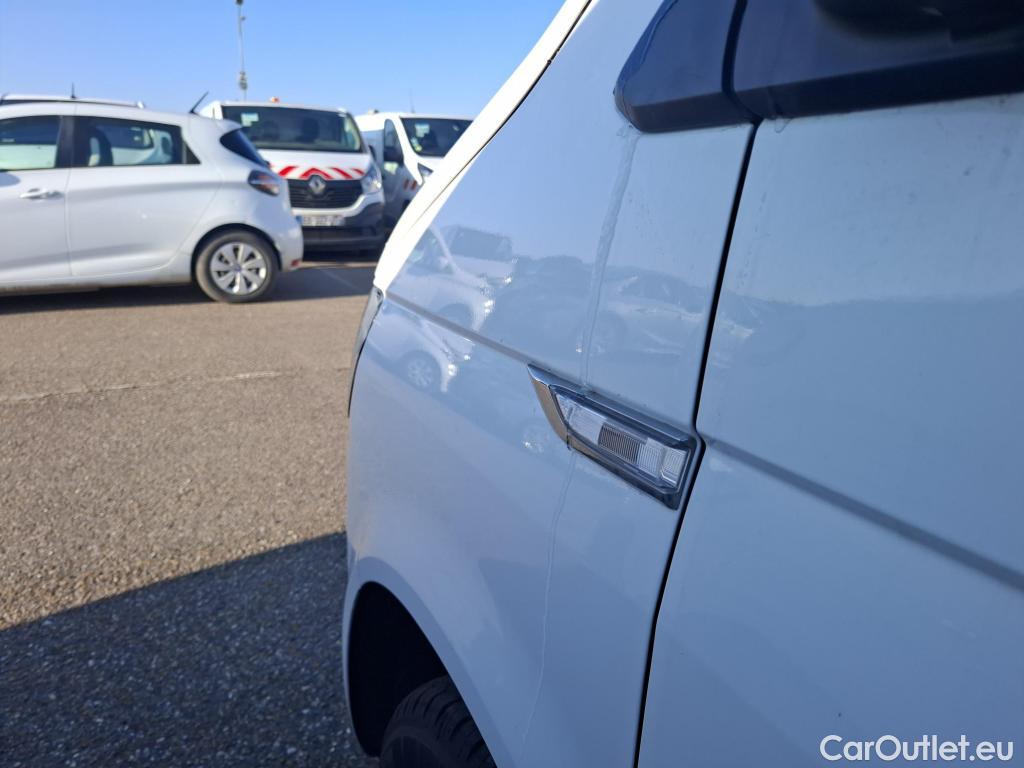  Volkswagen  Transporter T6  Fourgon 2.0 TDI 150CV BVM6 E6 #36