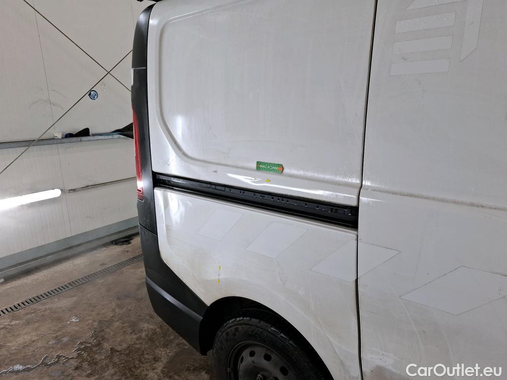  Renault  Trafic RENAULT  / 2019 / 4P / Fourgon tole FG GCF L1H1 1000 dCi 120 #72