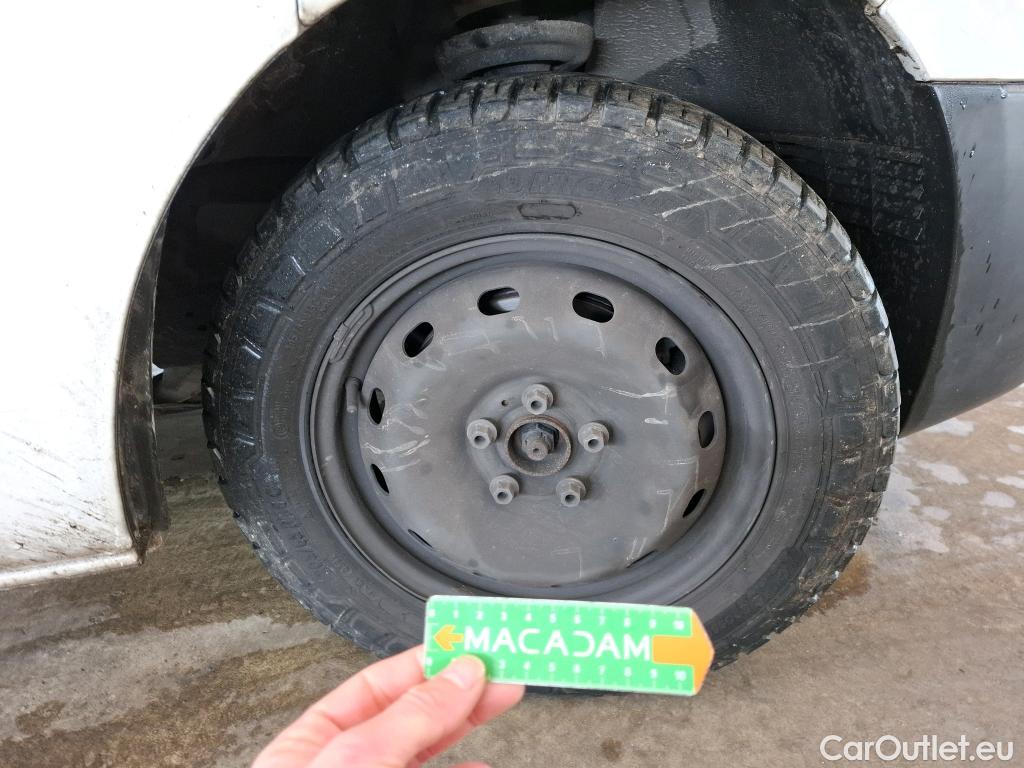  Renault  Trafic RENAULT  / 2019 / 4P / Fourgon tole FG GCF L1H1 1000 dCi 120 #78