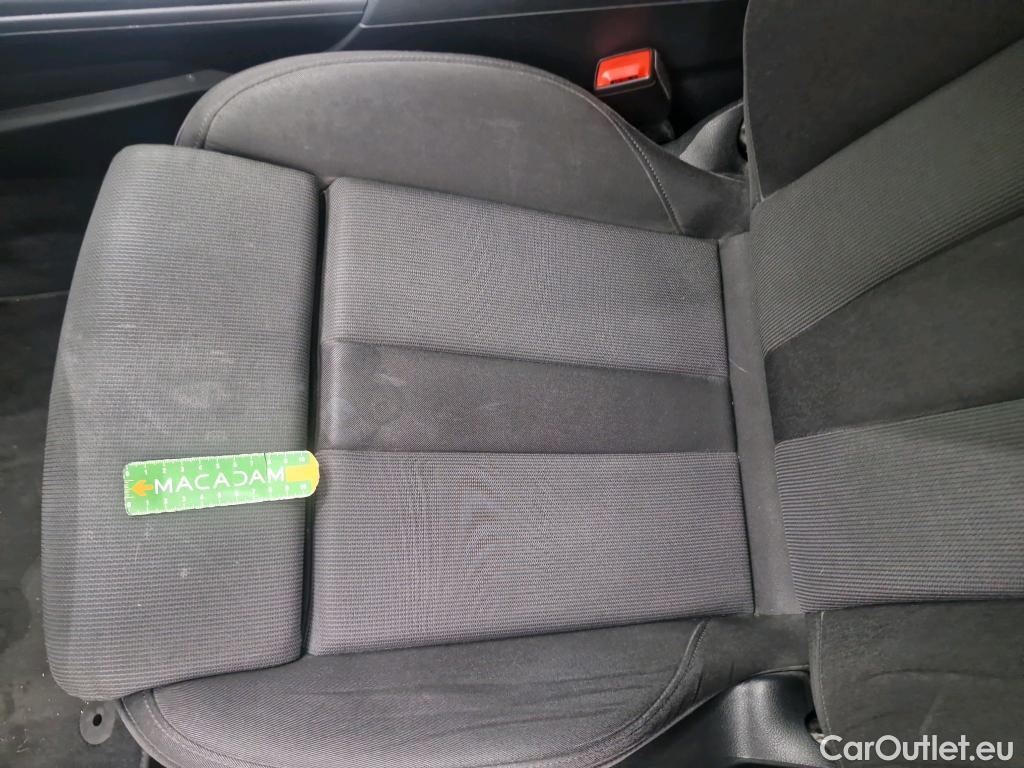  Audi  A4 AUDI  Avant / 2019 / 5P / Break 35 TDI 163 S tronic Business line #35