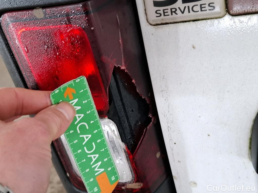  Renault  Trafic RENAULT  / 2019 / 4P / Fourgon tole FG GCF L1H1 1000 dCi 120 #71