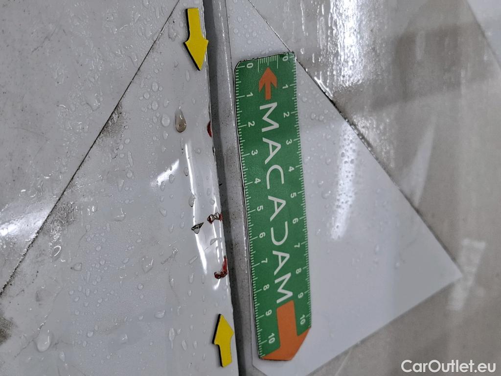  Renault  Trafic RENAULT  / 2019 / 4P / Fourgon tole FG GCF L1H1 1000 dCi 120 #52