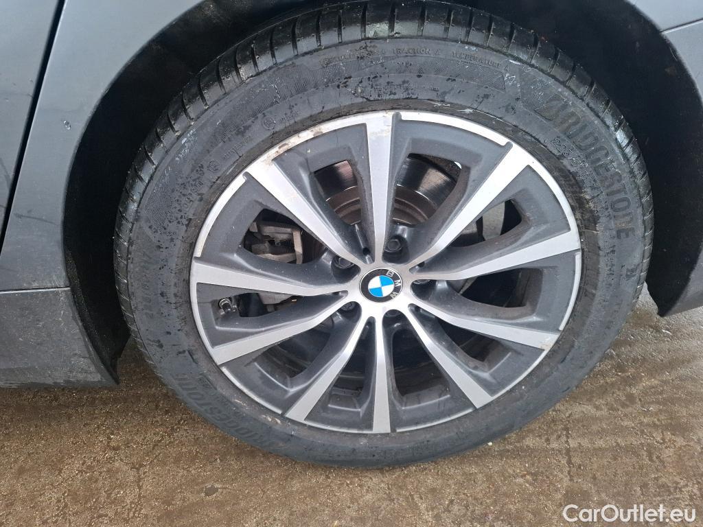  Bmw  Serie 3 Série 3 Lim. 318 d Lounge 2.0 150CV BVA8 E6d #9