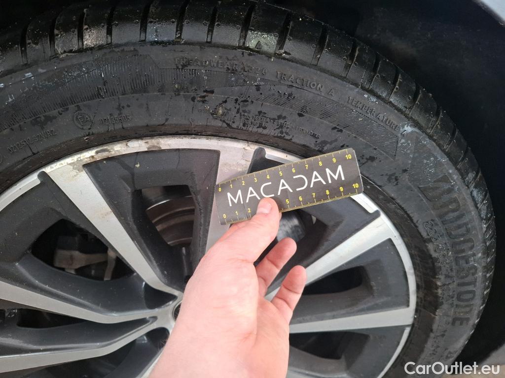  Bmw  Serie 3 Série 3 Lim. 318 d Lounge 2.0 150CV BVA8 E6d #11