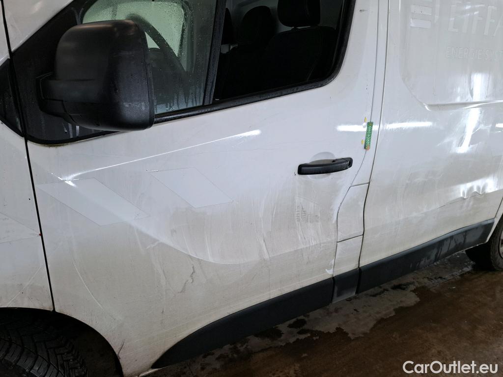  Renault  Trafic RENAULT  / 2019 / 4P / Fourgon tole FG GCF L1H1 1000 dCi 120 #53
