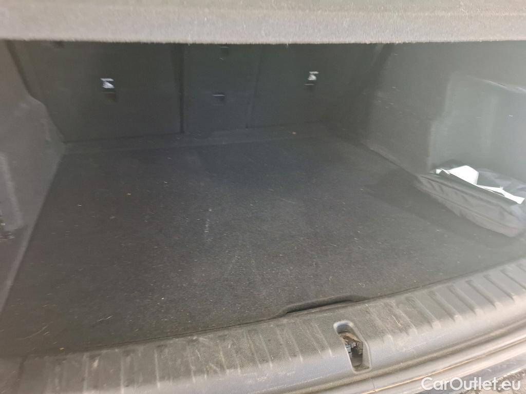  Bmw  X1 BMW  / 2022 / 5P / SUV sDrive18i Business Design DKG7 #13