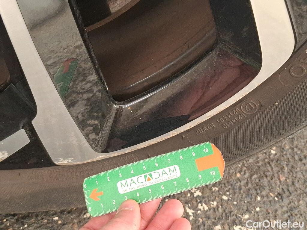  Citroen  C5 CITROEN  Aircross / 2018 / 5P / SUV Hybrid 225 ë-EAT8 Business #36