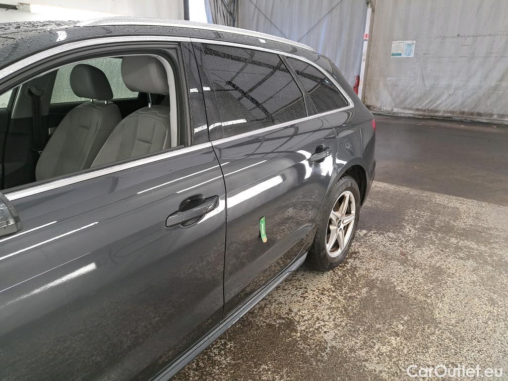  Audi  A4  Avant 35 TDI Business Line 2.0 TDI 165CV BVA7 E6d #11