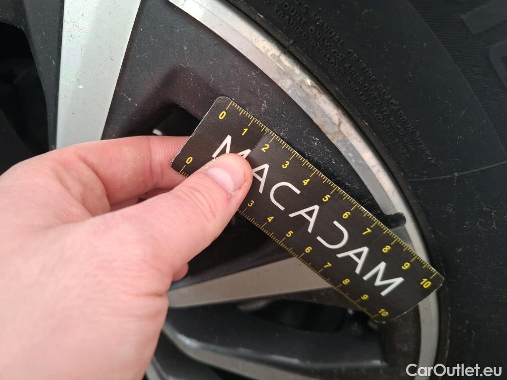  Bmw  Serie 3 Série 3 Lim. 318 d Lounge 2.0 150CV BVA8 E6d #16