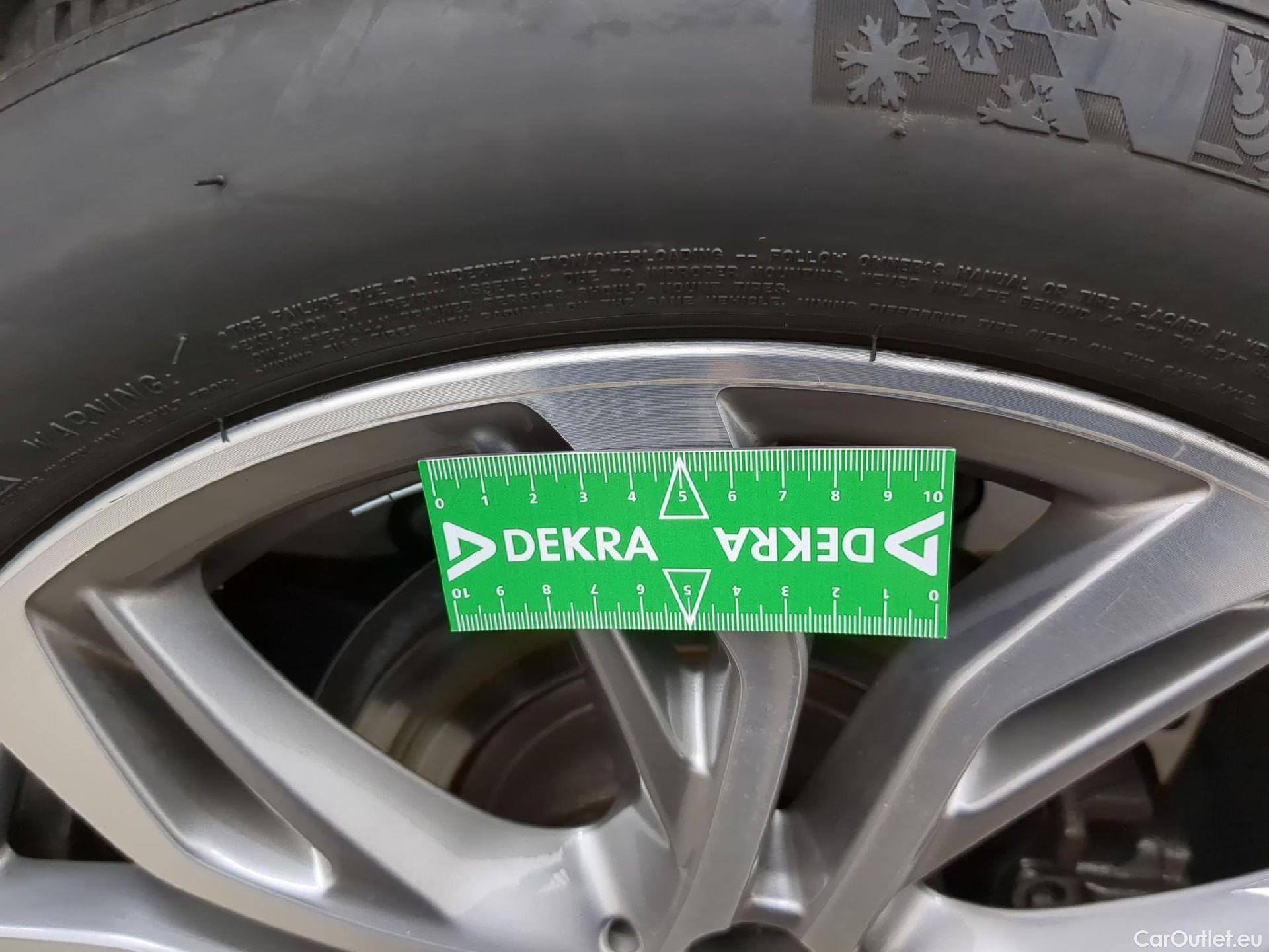  Bmw  X1 Série  sDrive16d Lounge 1.5 115CV BVA7 E6d #11