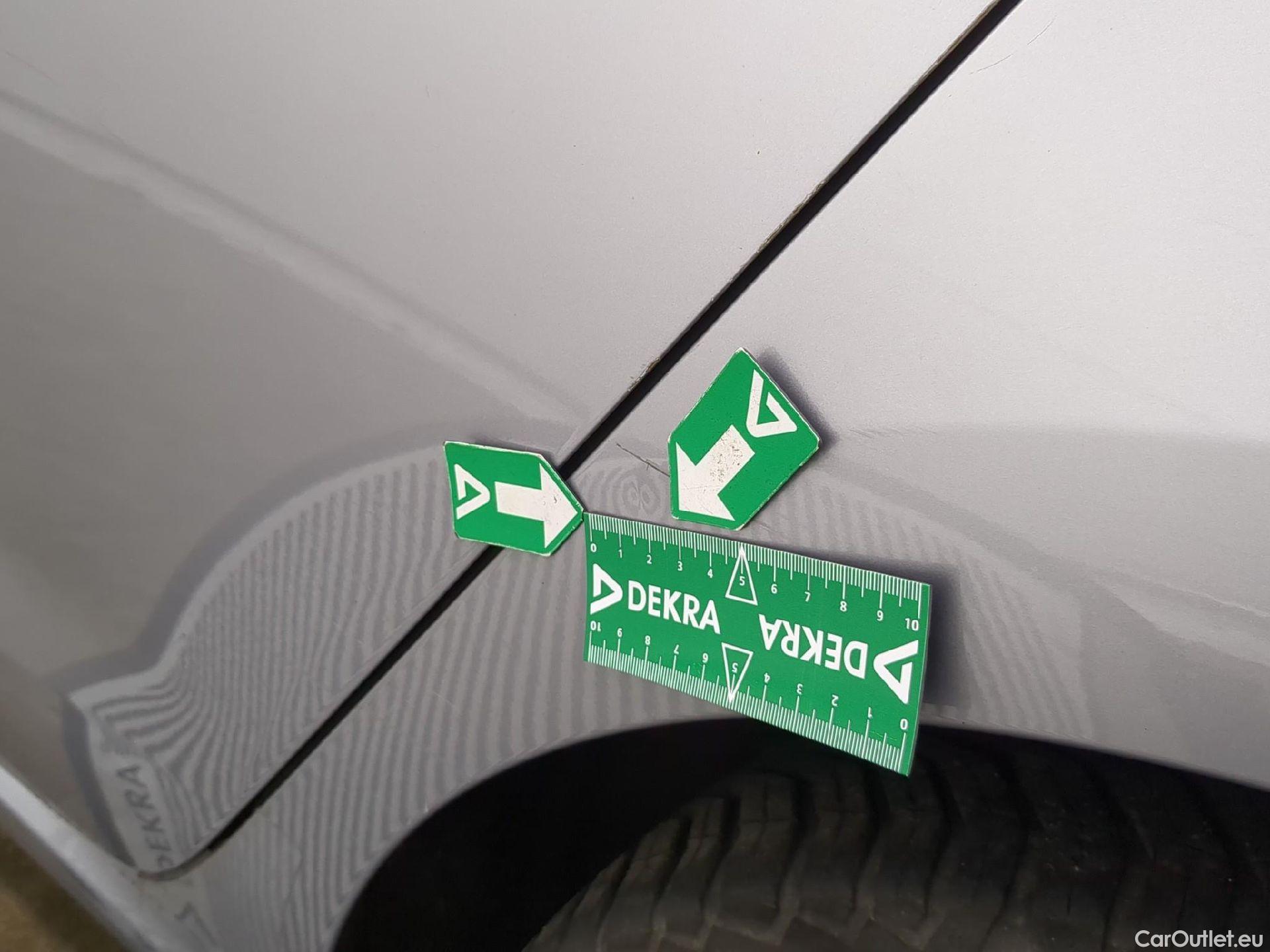  Hyundai  i30  cw Business 1.6 CRDi 115CV BVA7 E6d #41