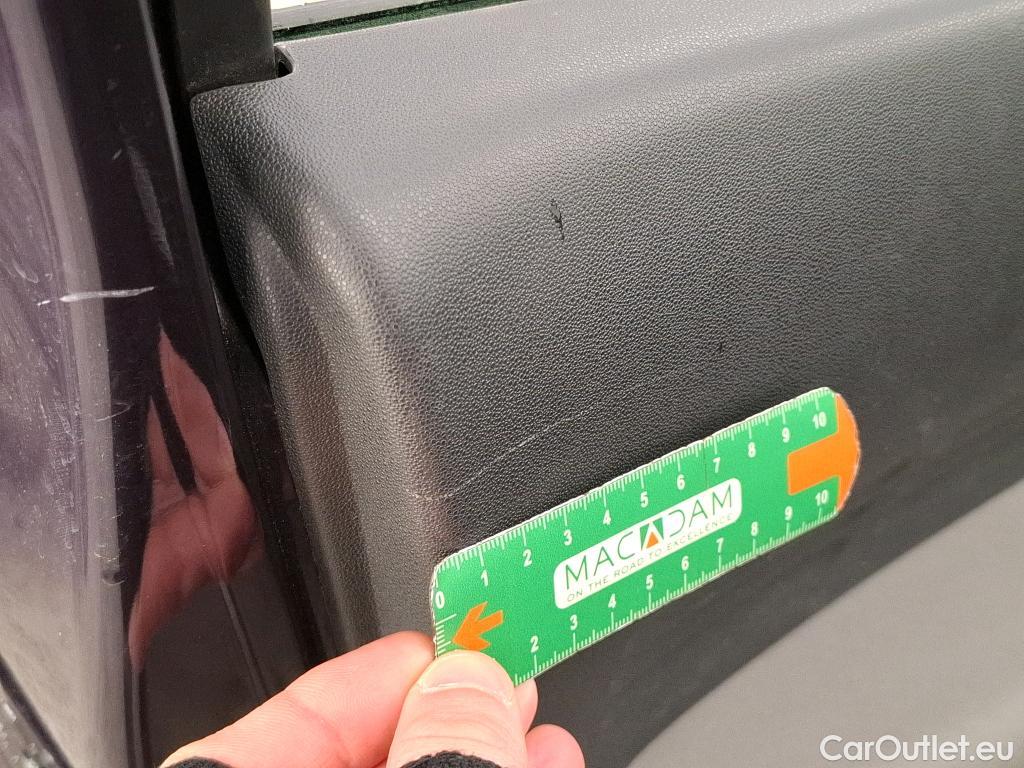  Citroen  C4 Cactus  Feel Business 1.2 PureTech 110CV BVM6 E6dT #16