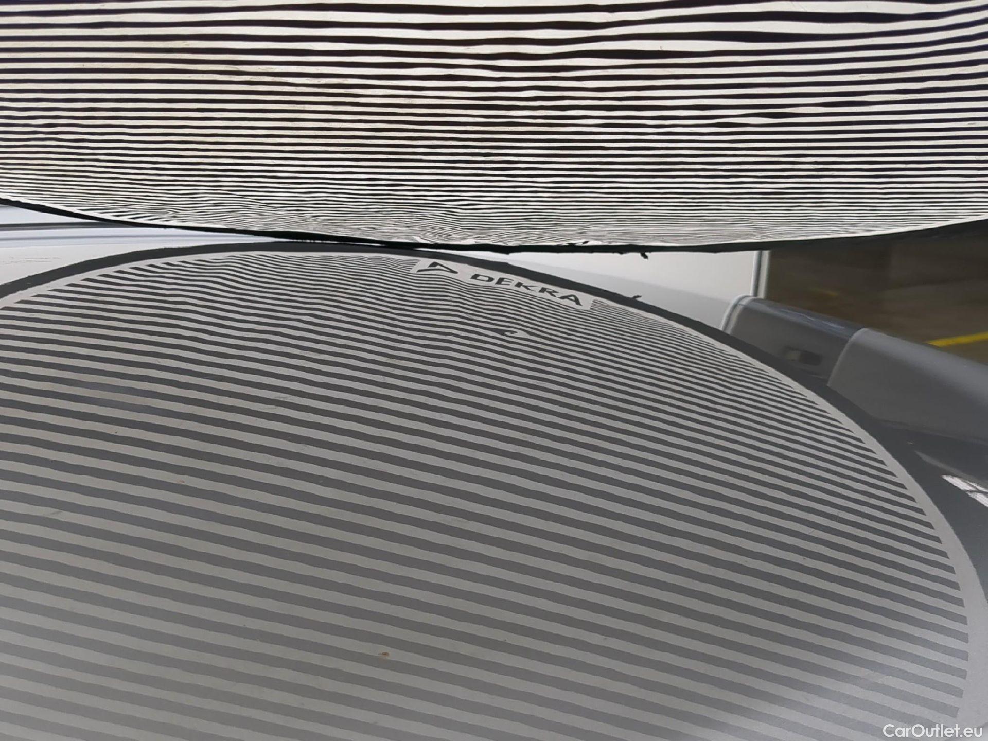  Hyundai  i30  cw Business 1.6 CRDi 115CV BVA7 E6d #22