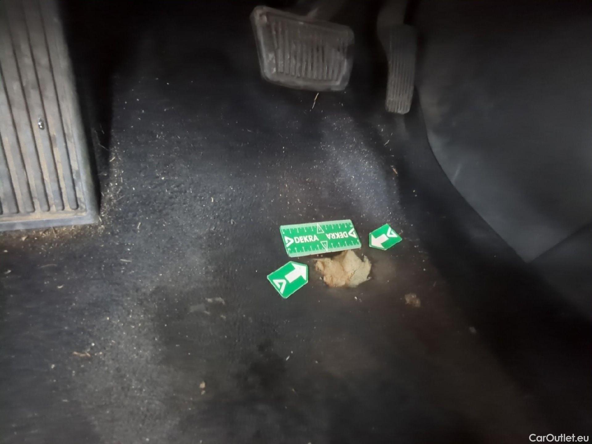  Hyundai  i30  cw Business 1.6 CRDi 115CV BVA7 E6d #1