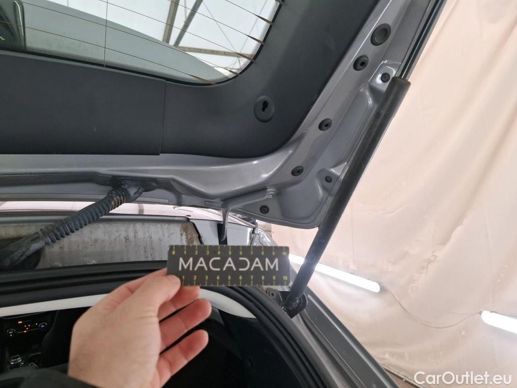  Ford  Kuga FORD  / 2019 / 5P / SUV 2.5 Dur 225 hybrid PHEV Pshift Titanium #24