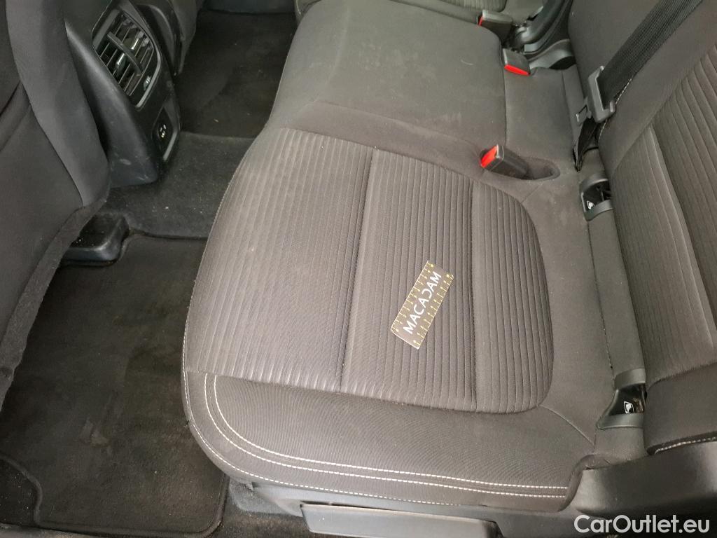  Ford  Kuga FORD  / 2019 / 5P / SUV 2.5 Dur 225 hybrid PHEV Pshift Titanium #29