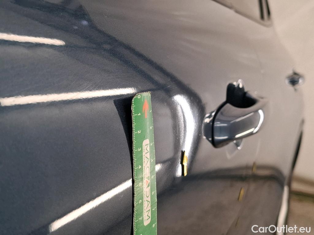  Ford  Kuga FORD  / 2019 / 5P / SUV 2.5 190 hybrid Flexifuel Pshift Titanium #8