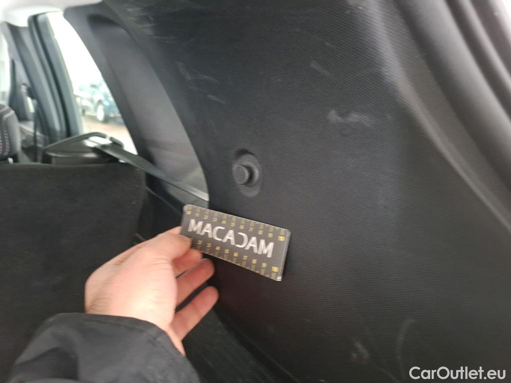  Ford  Kuga FORD  / 2019 / 5P / SUV 2.5 Dur 225 hybrid PHEV Pshift Titanium #23