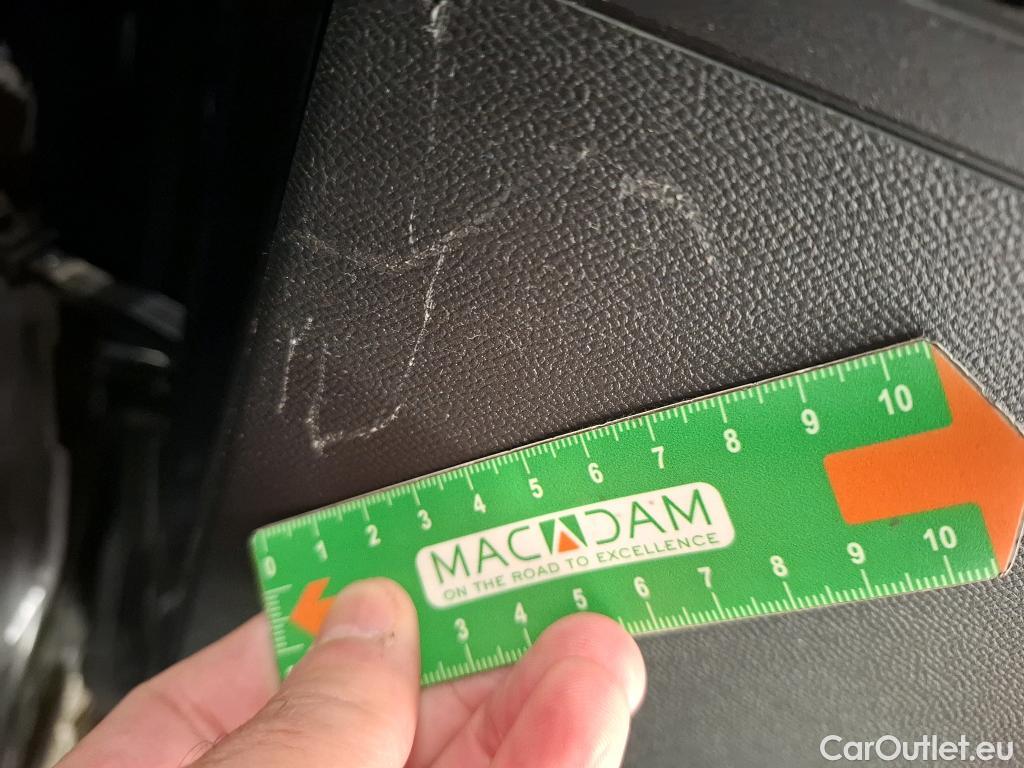  Peugeot  2008  Allure 1.5 HDi 110CV BVM6 E6d #12