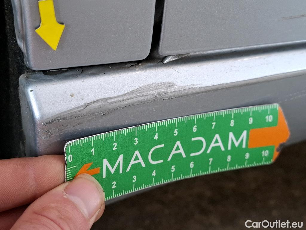  Mercedes  B-Klasse MERCEDES-BENZ Classe B / 2019 / 5P / monospace B 180 d Business Line Edition BA7 #4