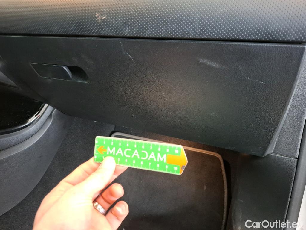  Mercedes  CLA-Klasse MERCEDES-BENZ CLA Shooting Brake / 2019 / 5P / Break CLA 200 d Business Line BA8 #23