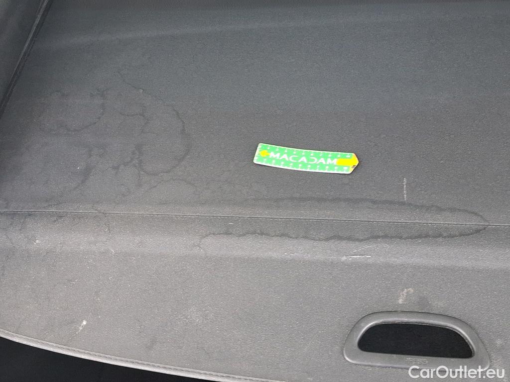  Mercedes  CLA-Klasse MERCEDES-BENZ CLA Shooting Brake / 2019 / 5P / Break CLA 200 d Business Line BA8 #39