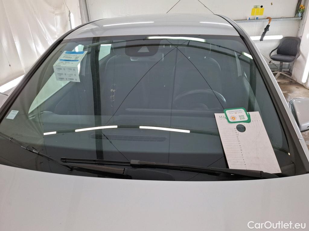  Mercedes  B-Klasse MERCEDES-BENZ Classe B / 2019 / 5P / monospace B 180 d Business Line Edition BA7 #1