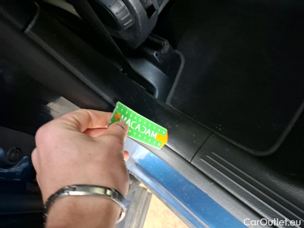  Mercedes  GLB MERCEDES-BENZ  / 2019 / 5P / SUV  200 d AMG Line #13